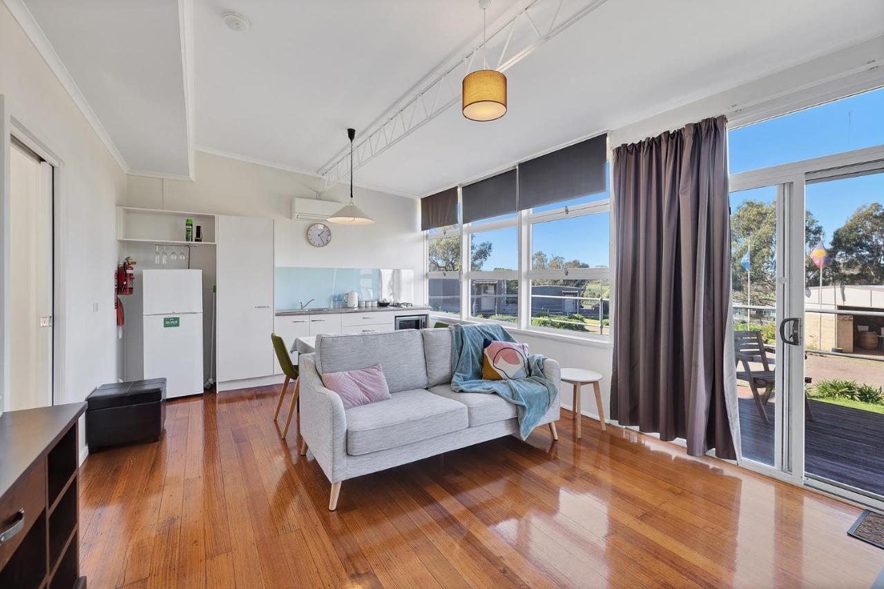 Harmony At Tower Hill Apartman Koroit Kültér fotó